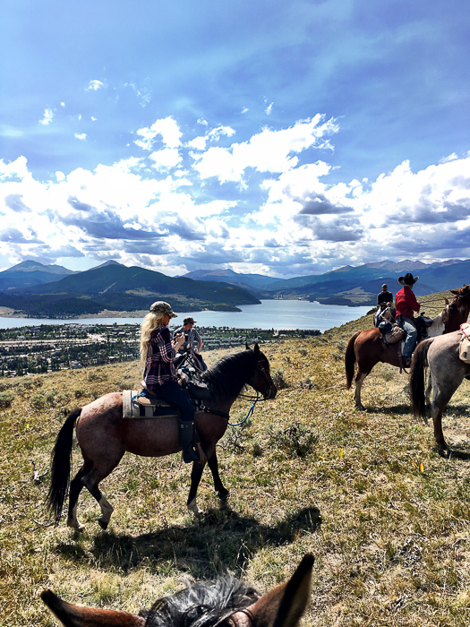 breck-horseback-riding-2016-11